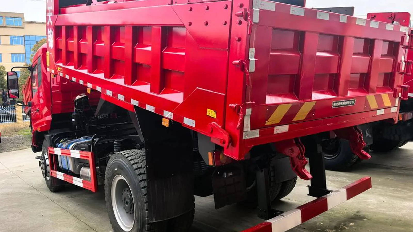 Used Dongfeng Tianjin Rear 45-degree thumbnail