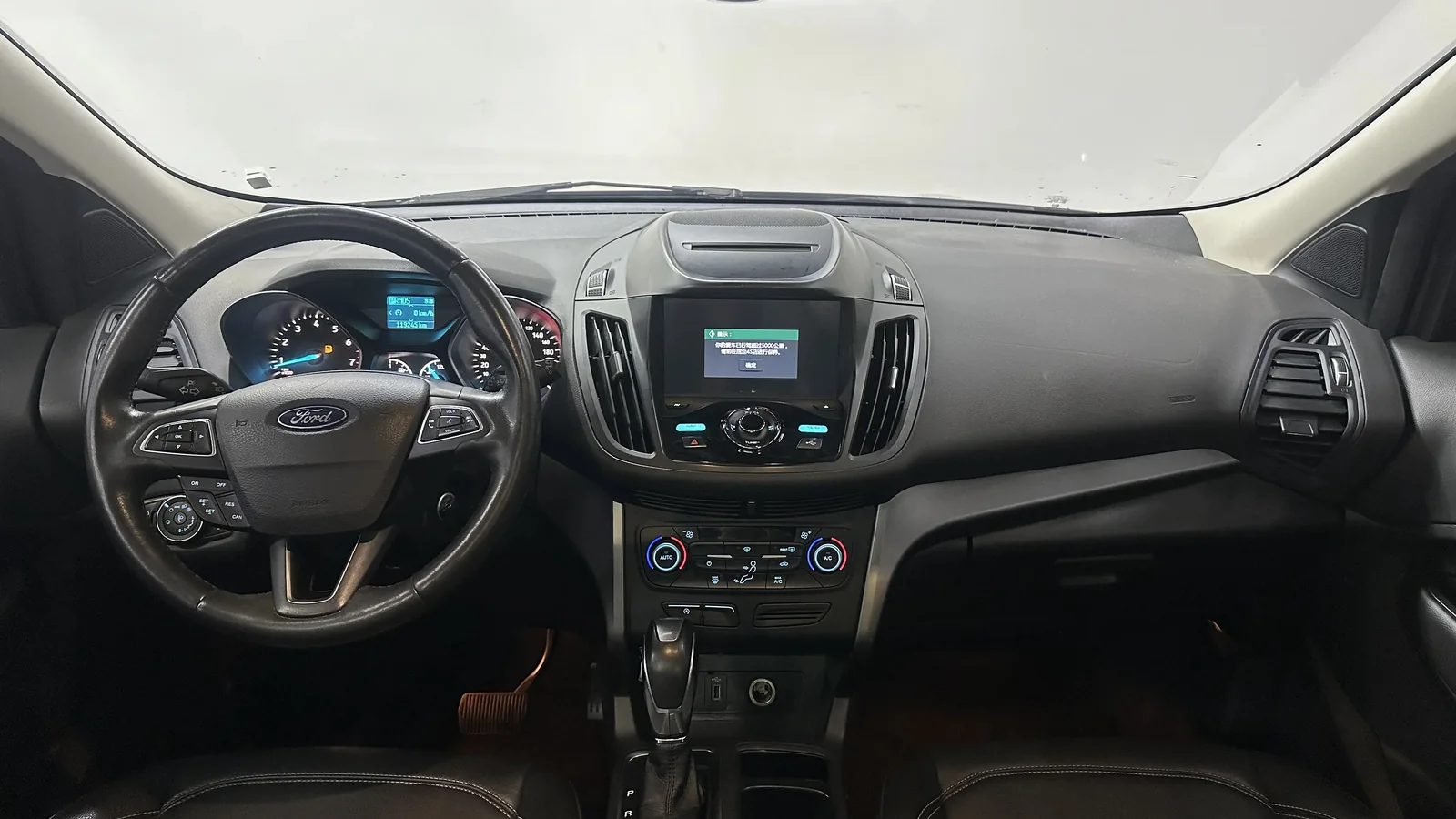 Used Ford Escape Photo 8 thumbnail