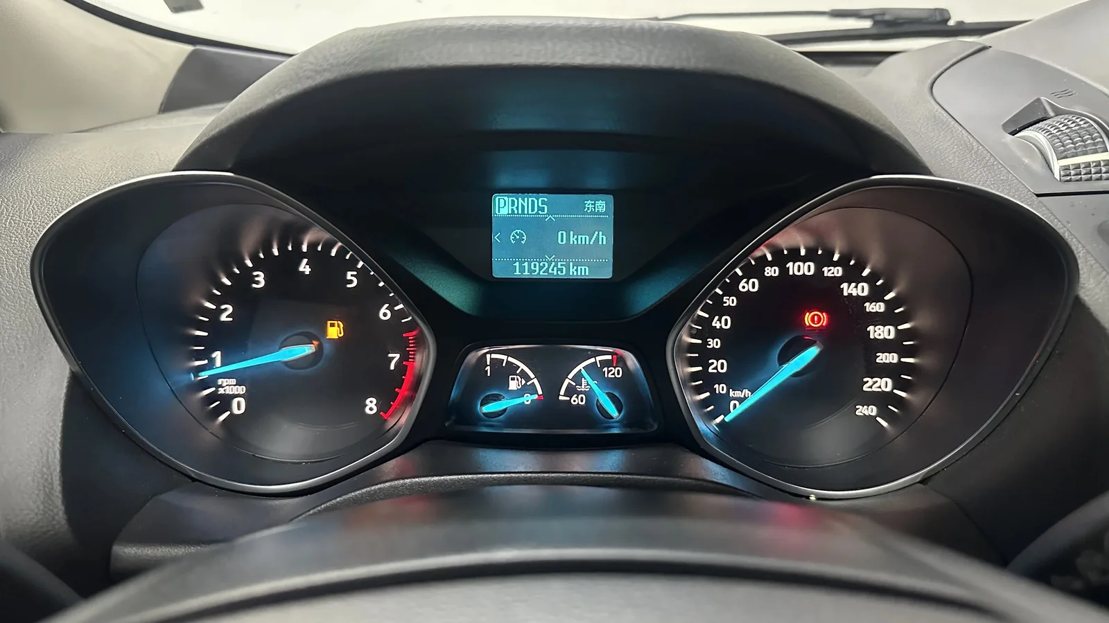 Used Ford Escape Photo 9 thumbnail