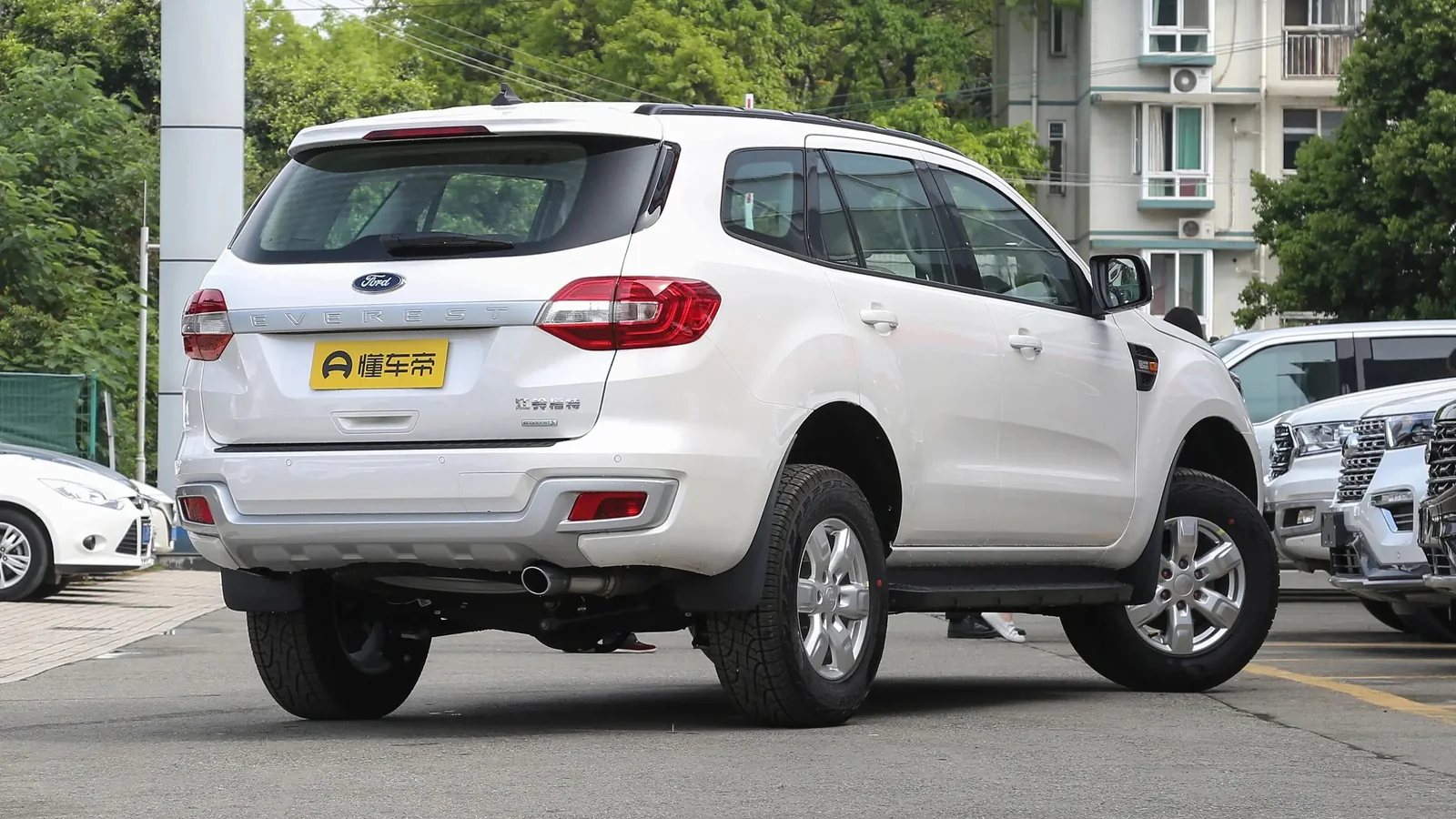 Used Ford Everest Photo 1 thumbnail