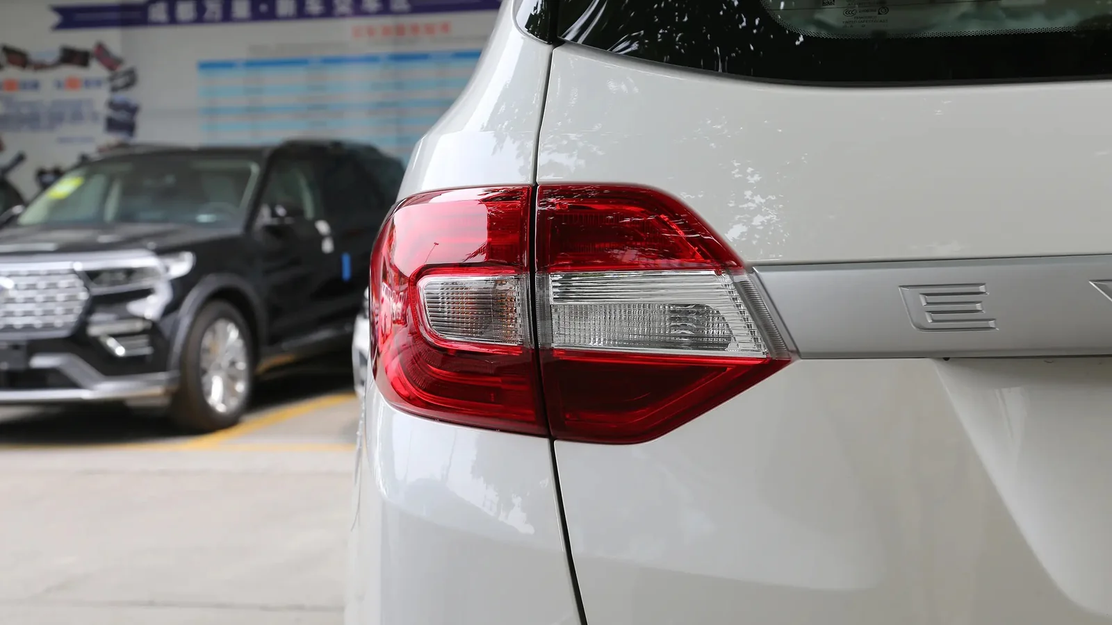 Used Ford Everest Photo 6 thumbnail
