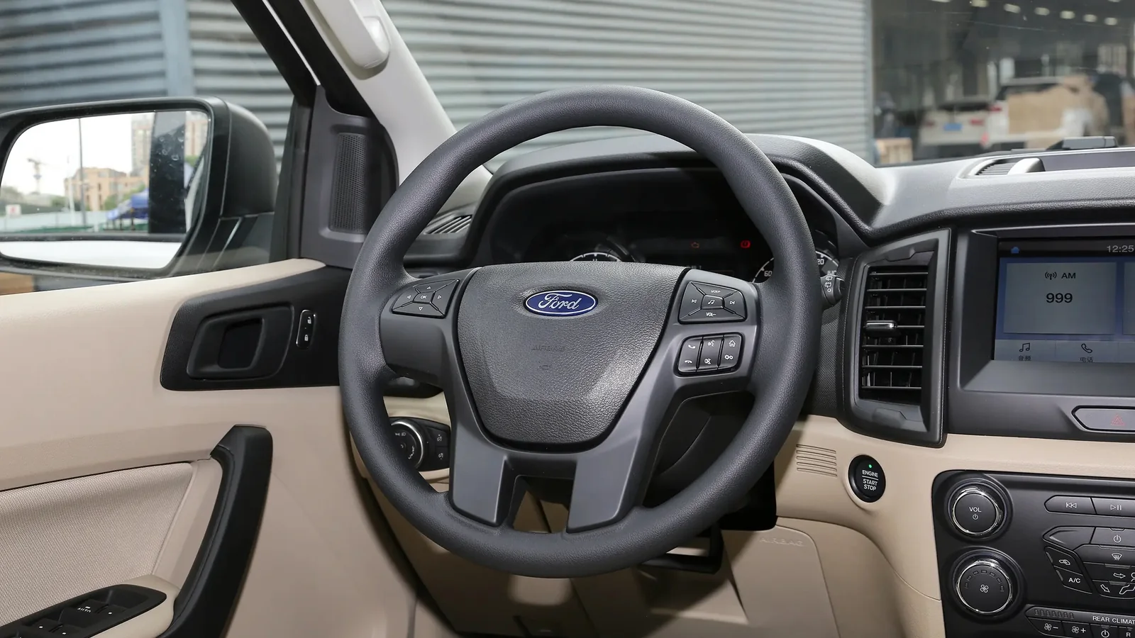 Used Ford Everest Photo 16 thumbnail