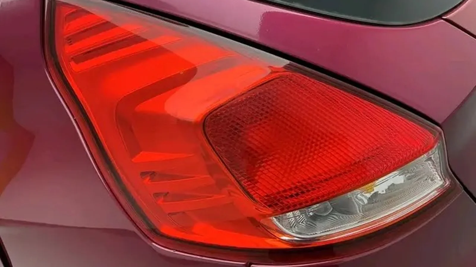 Used Ford Fiesta Photo 4 thumbnail