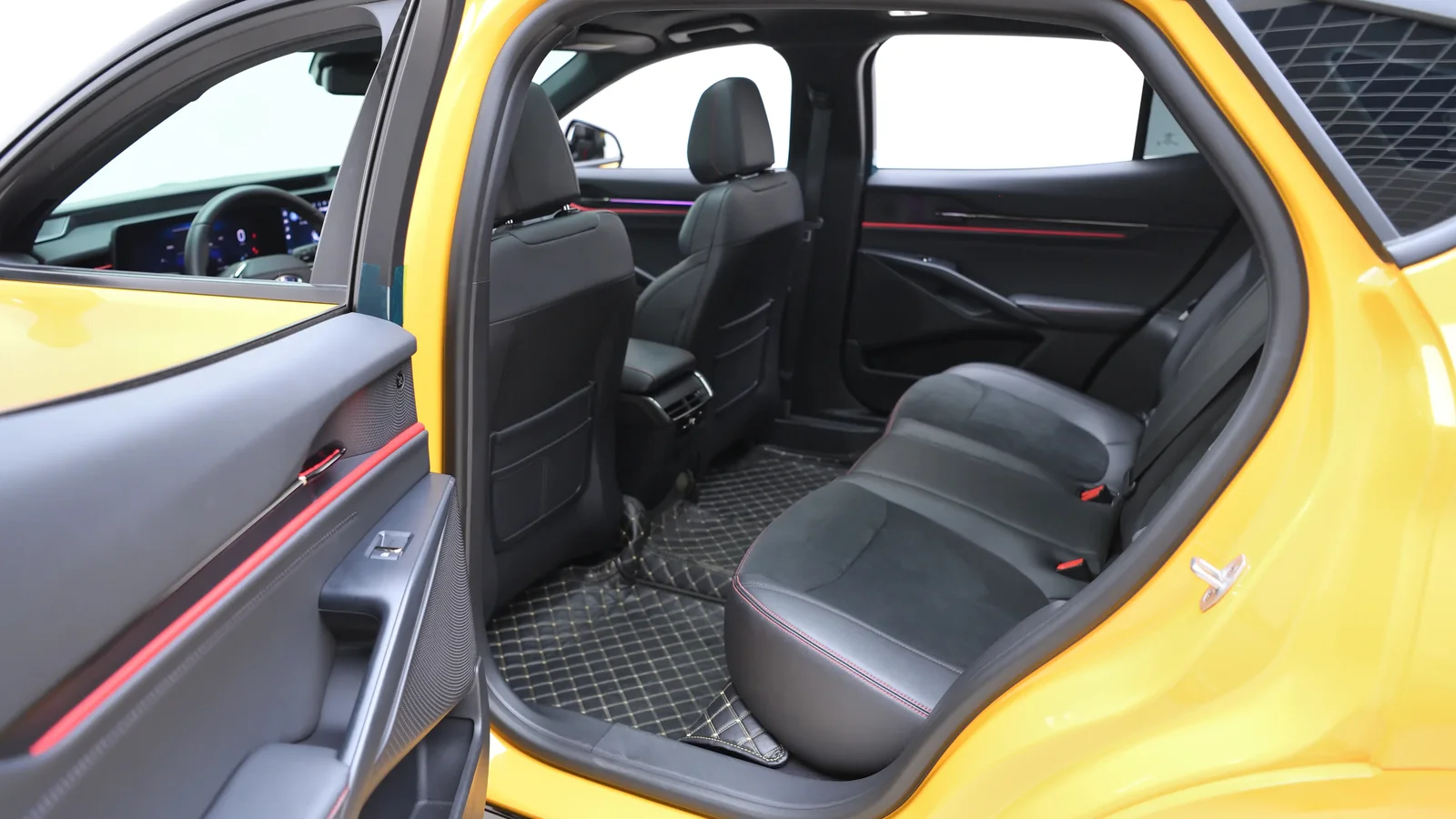 Used Ford Mondeo Photo 12 thumbnail