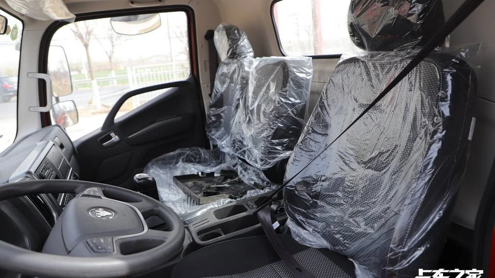 Used Foton Aumark Seats thumbnail