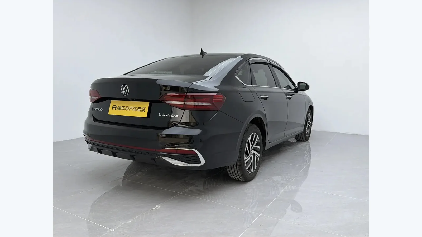 Used Volkswagen Lavida Photo 1 thumbnail