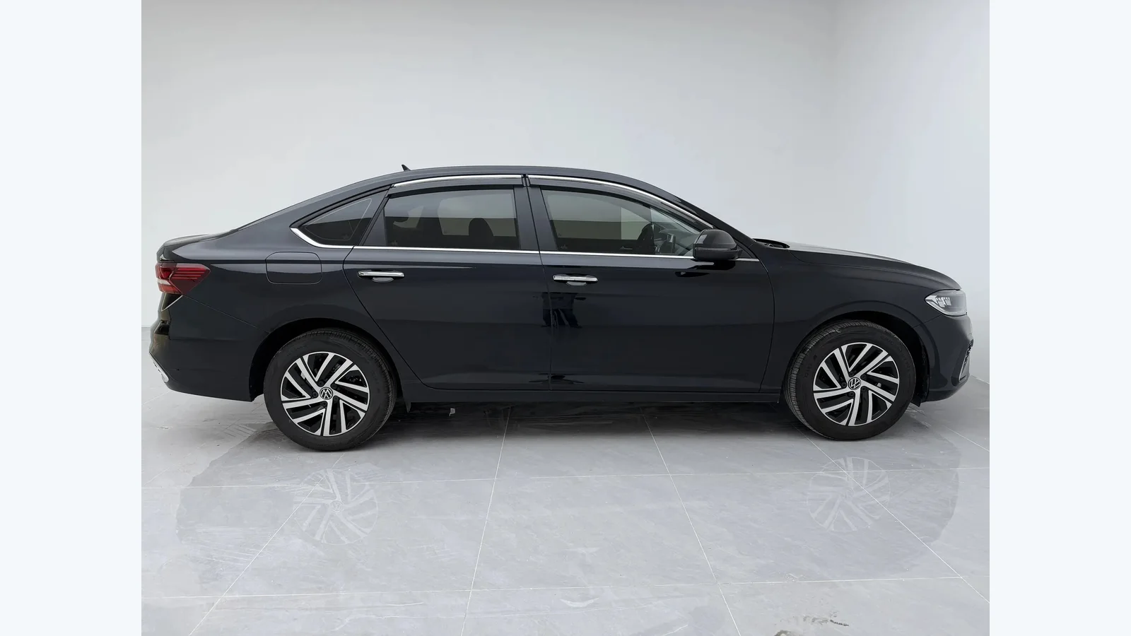 Used Volkswagen Lavida Photo 2 thumbnail