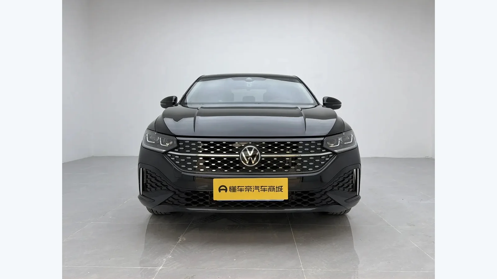Used Volkswagen Lavida Side profile thumbnail