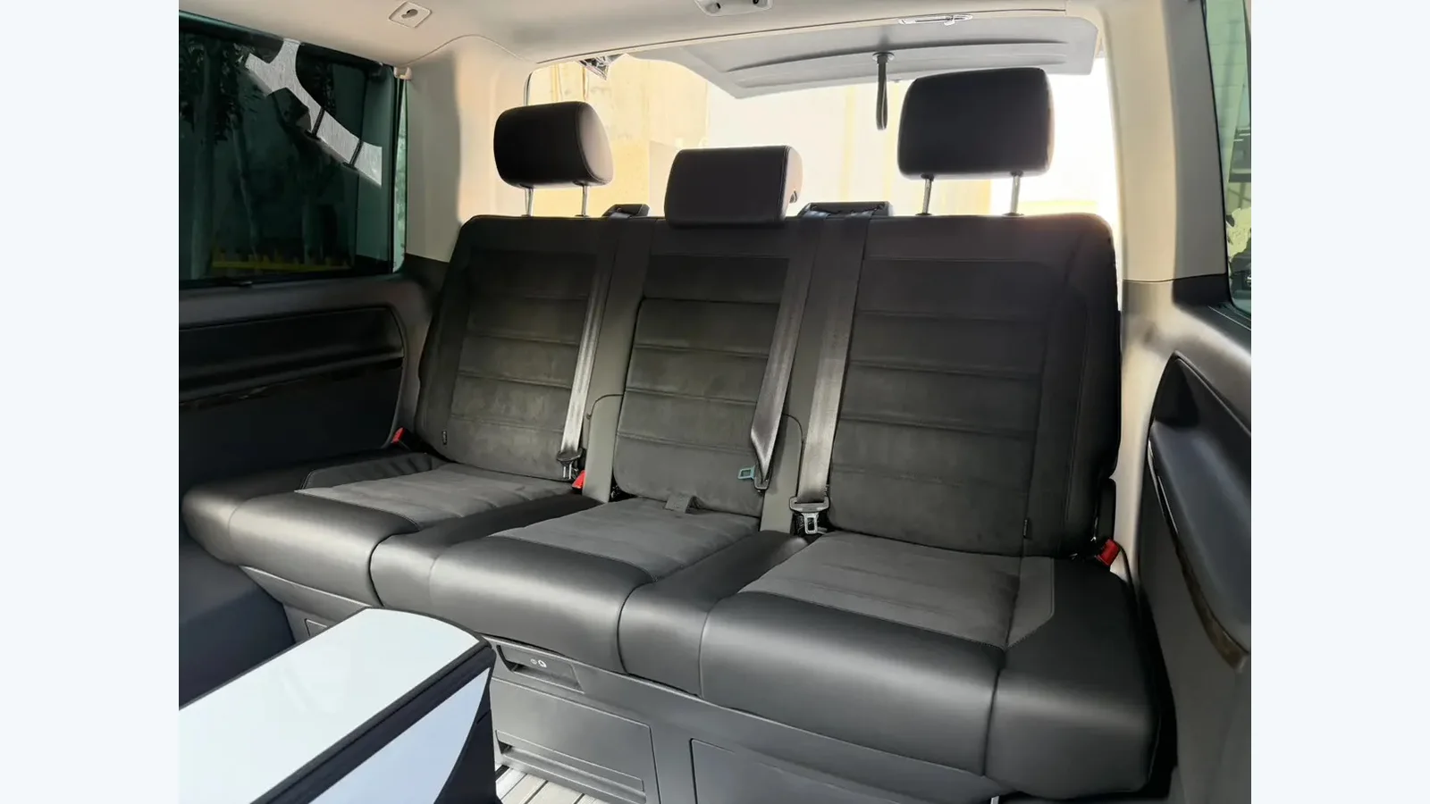 Used Volkswagen Multivan Photo 16 thumbnail
