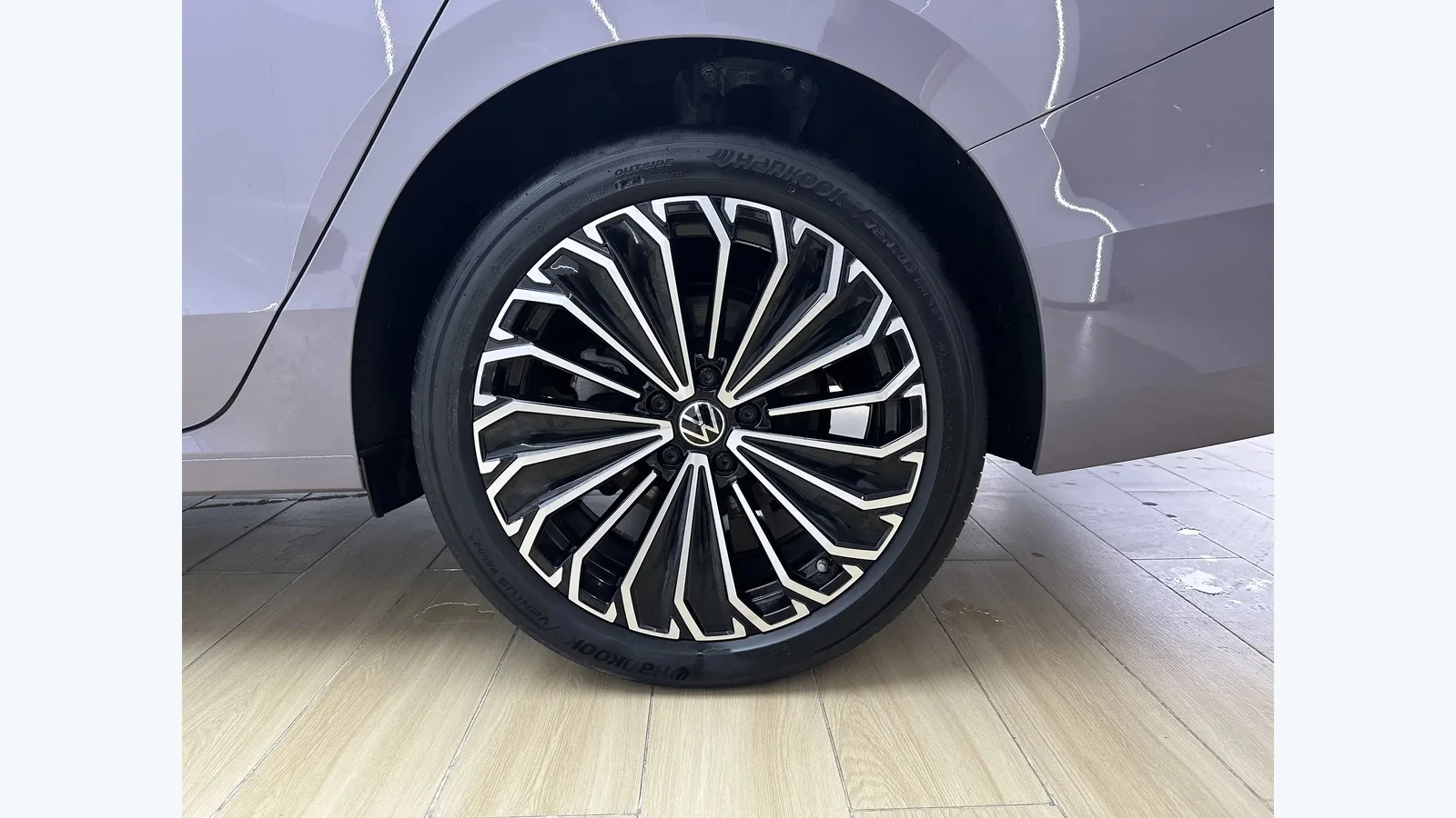 Used Volkswagen Passat Photo 5 thumbnail