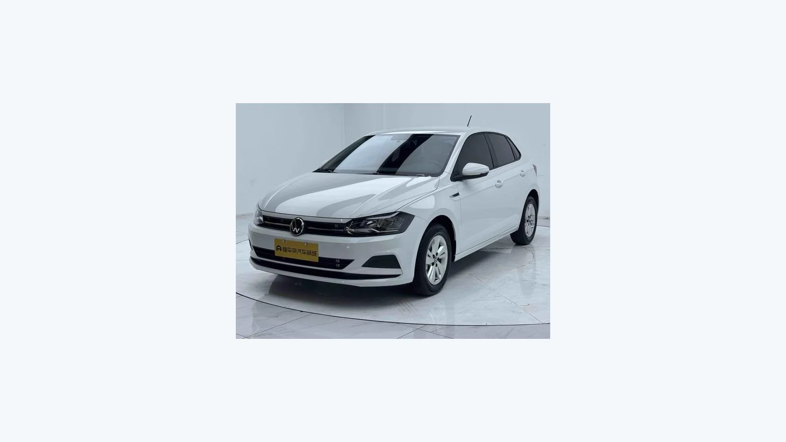 Used Volkswagen Polo Front 45-degree reference for China export