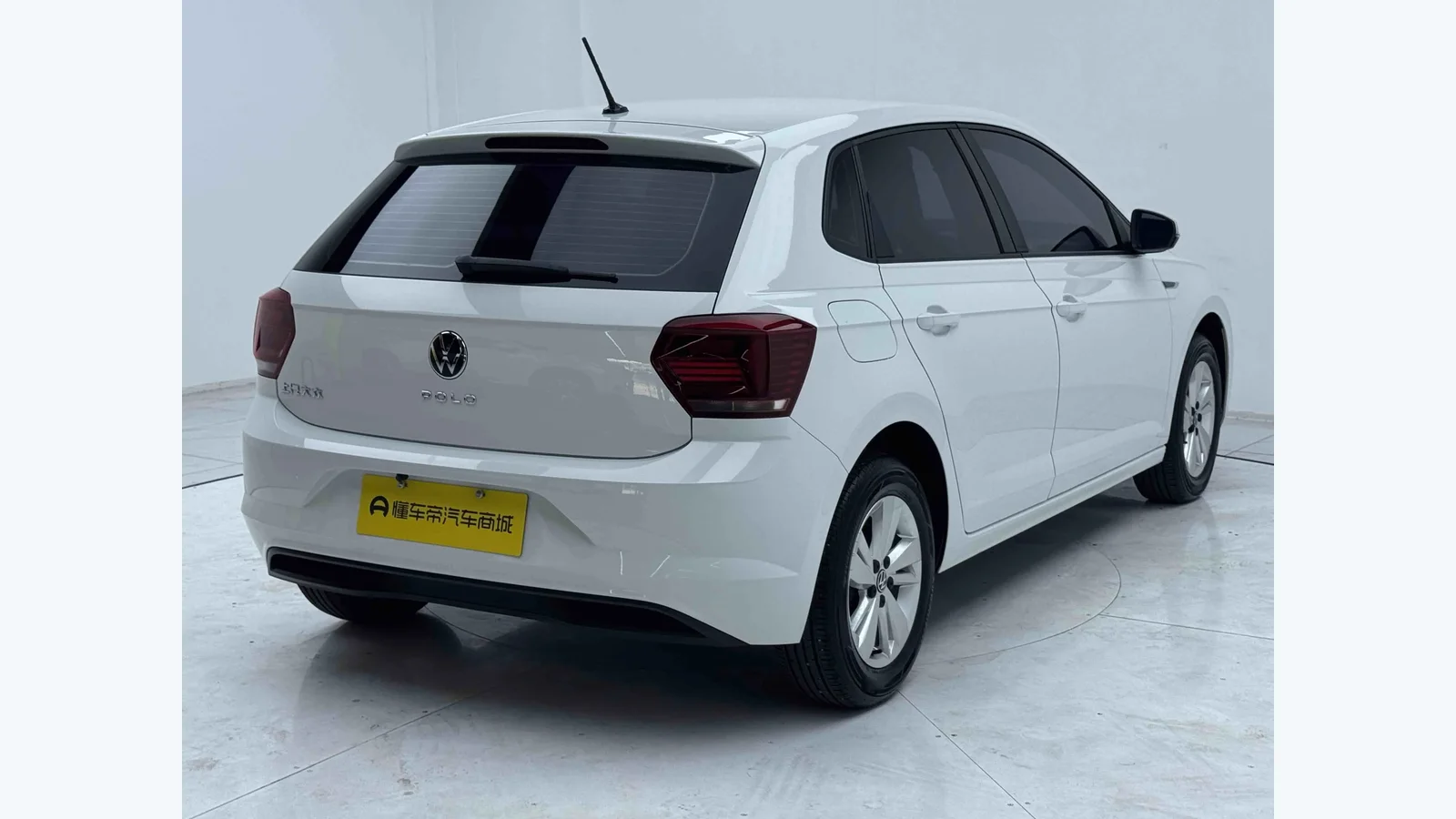 Used Volkswagen Polo Photo 1 thumbnail