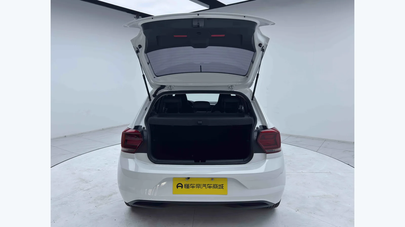 Used Volkswagen Polo Photo 14 thumbnail
