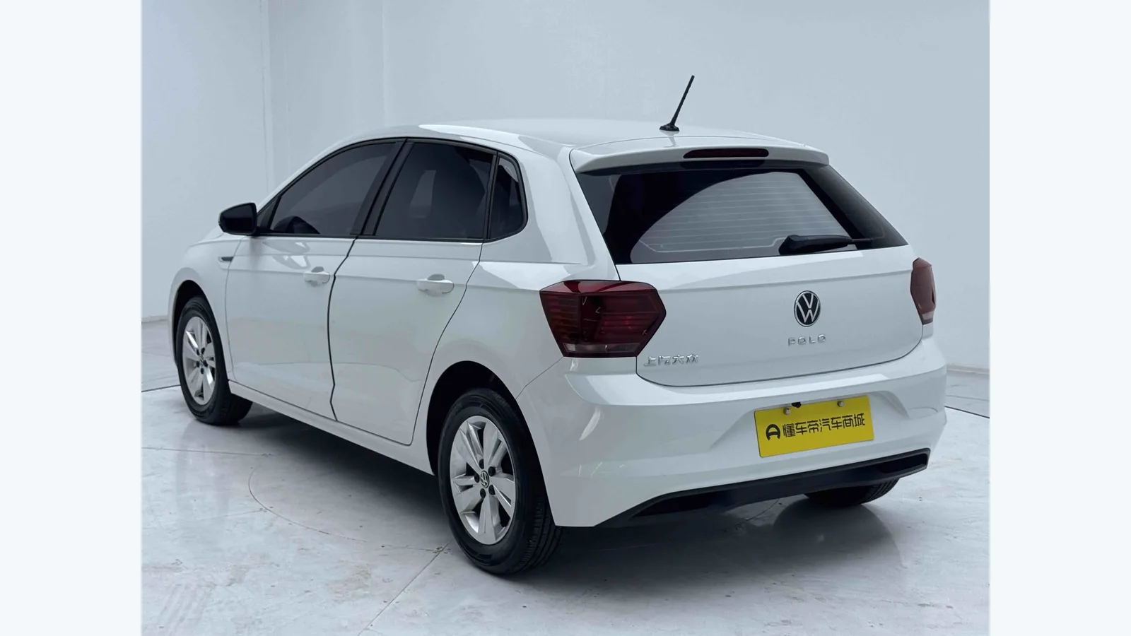 Used Volkswagen Polo Seats thumbnail