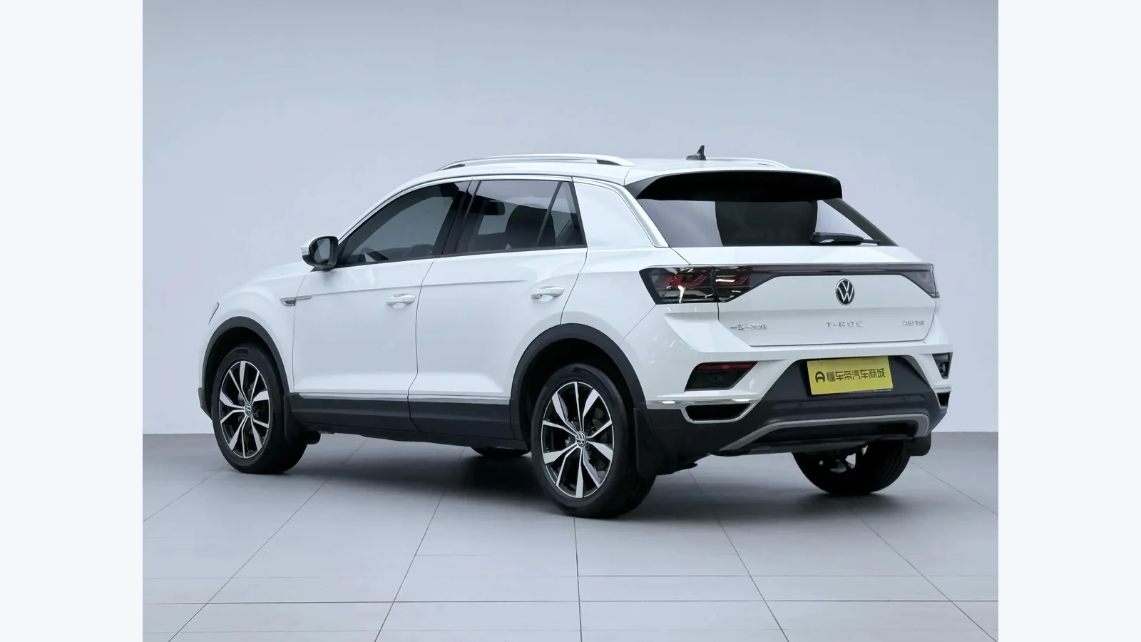Used Volkswagen T-Roc Seats thumbnail