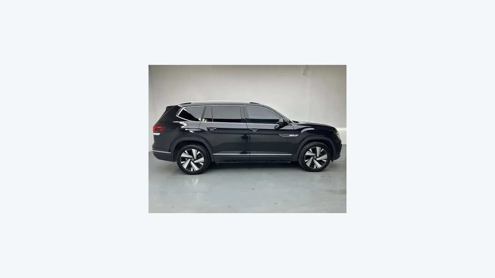 Used Volkswagen Teramont Photo 2 thumbnail