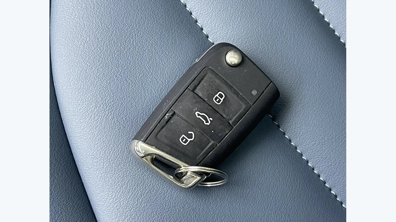 Used Volkswagen Tharu Photo 7 thumbnail