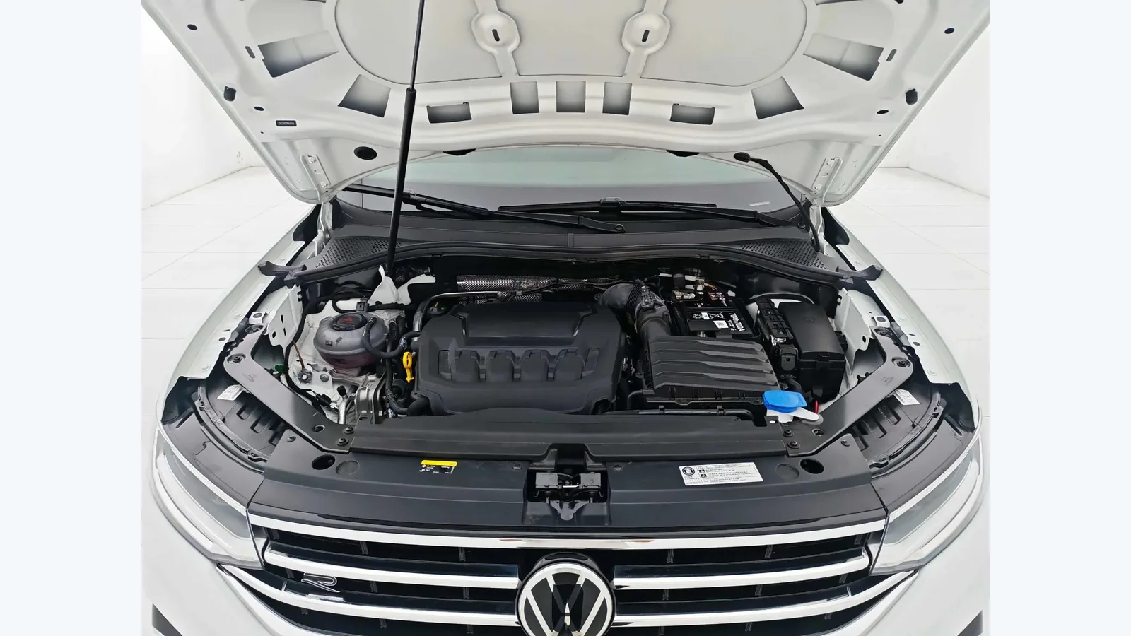 Used Volkswagen Tiguan L Photo 6 thumbnail