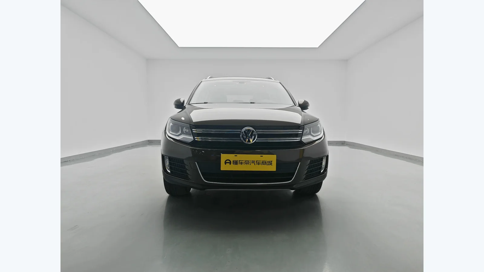 Used Volkswagen Tiguan Side profile thumbnail