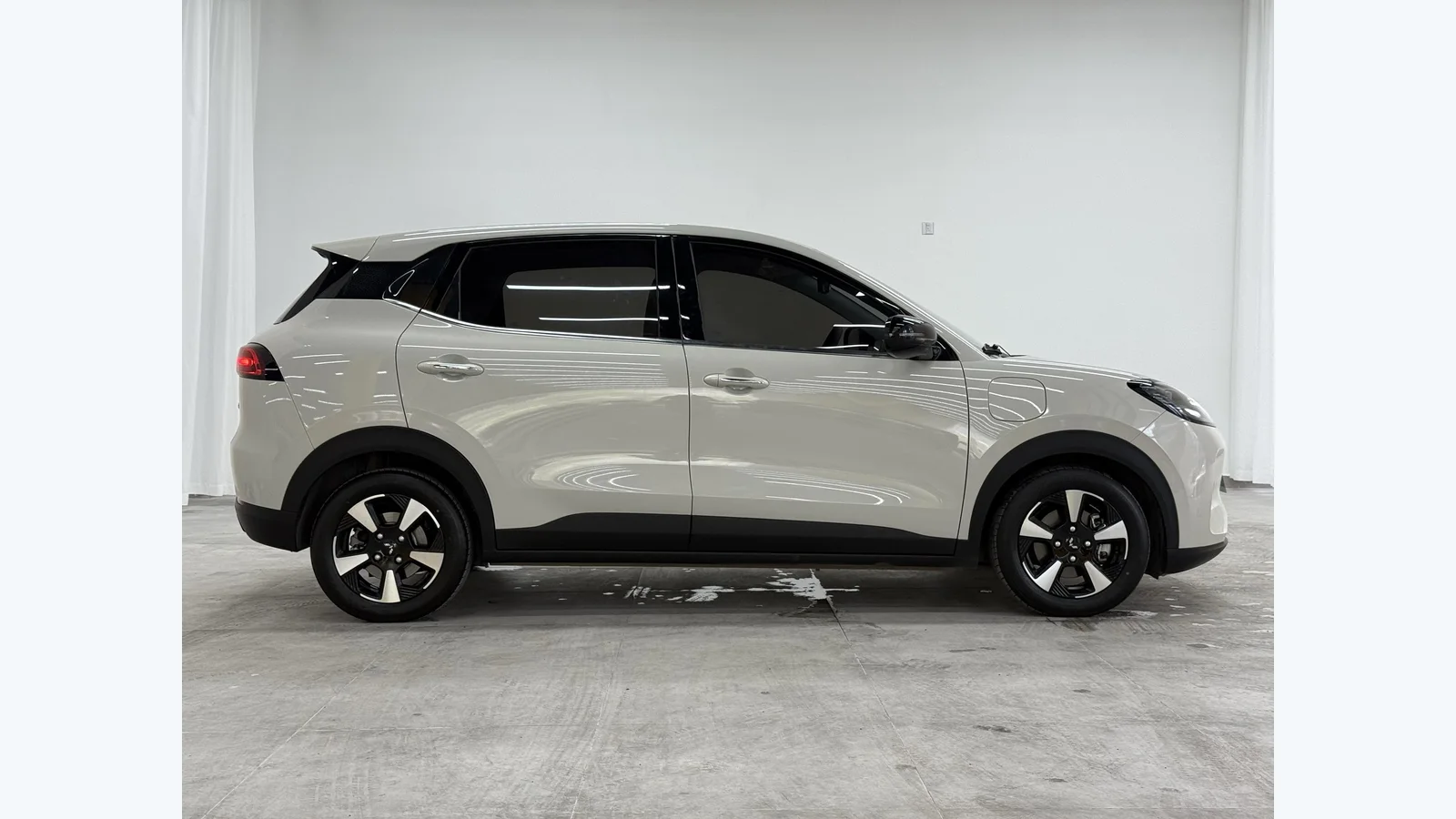 Used Wuling Bingo Plus Photo 2 thumbnail