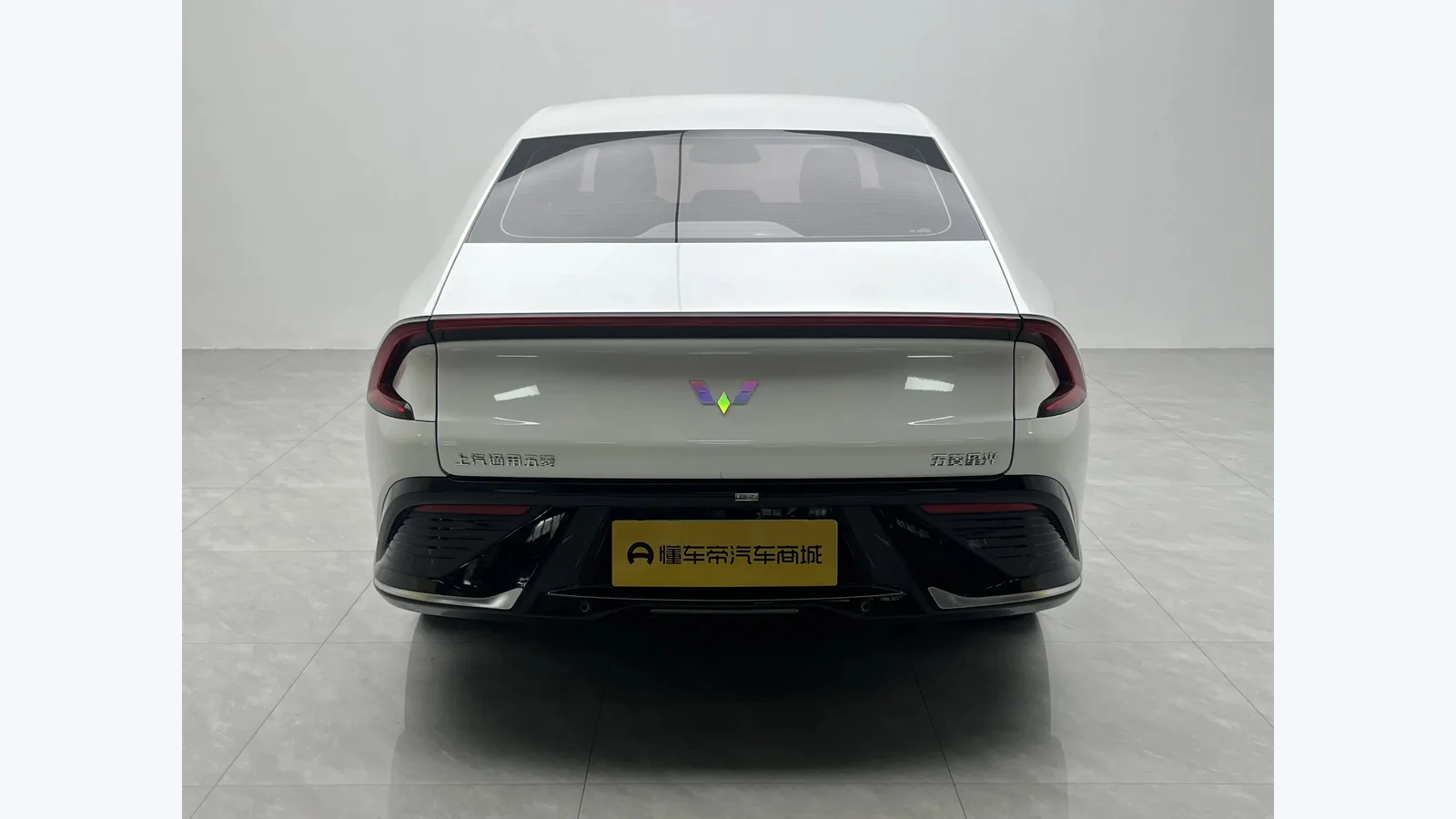 Used Wuling Starlight Details thumbnail