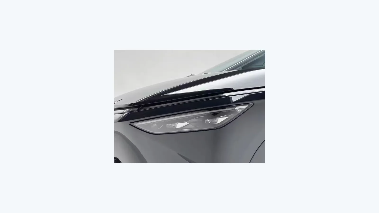 Used XPeng X9 Dashboard thumbnail